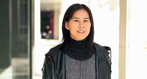 山根 亜希子